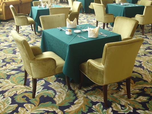 탁상 수상기를 정찬을 대접하는 주문 제작된 겔라이메이 호텔 식당 가구 호텔